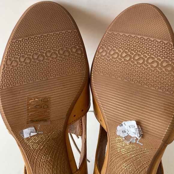 NWOT Anthropology X Coque Terra Leather Oxford Block Heel-Ocher yellow EU38-US 7 - Picture 10 of 15